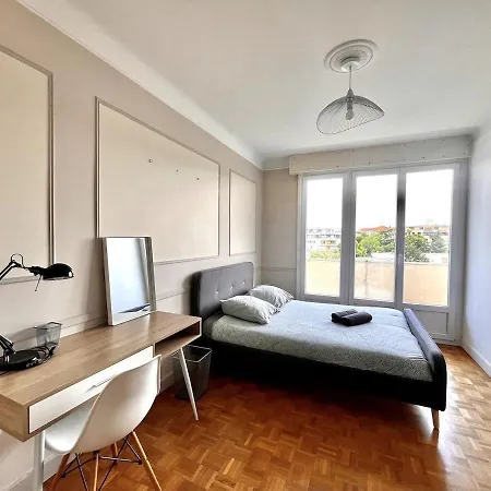 Appartement Splendide T4 Avec Balcon *